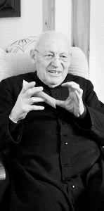 Li�bana perdi� ayer a su arcipreste  y su mentor