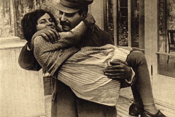 Svetlana Stalina con su padre Stalin, Cortesa de Icarus Films