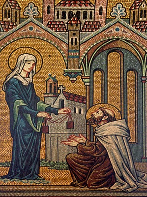 La Virgen entregando a San Simn Stock el escapulario. Mosaico de la Catedral de Westminster