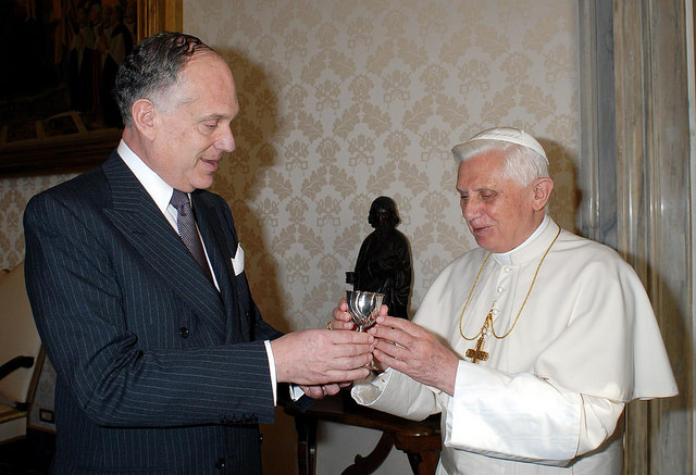 Ronald Lauder con Benedicto XVI